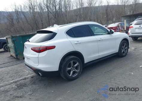 2021 Alfa Romeo Stelvio Awd из США, поврежденный, VIN ZASPAKAN9M7D08077